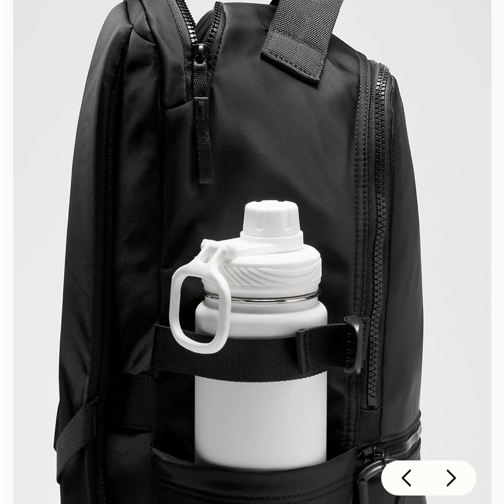 lululemon athletica new crew Backpack 22L - Picture 3 of 6